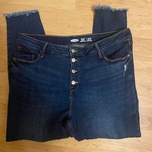 2/$25 ✨Old Navy High Rise Rockstar Jeans